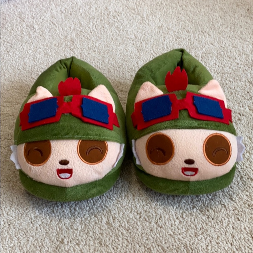 League of Legends Teemo plush slippers